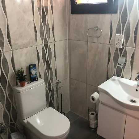 公寓 Kyrenia Comfort *