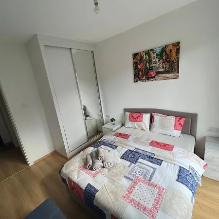 Kyrenia Comfort Appartement *