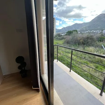 Kyrenia Comfort 公寓 凯里尼亚