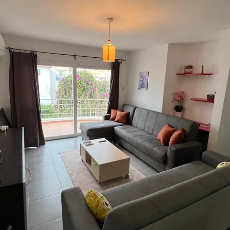 Kyrenia Comfort Appartement *