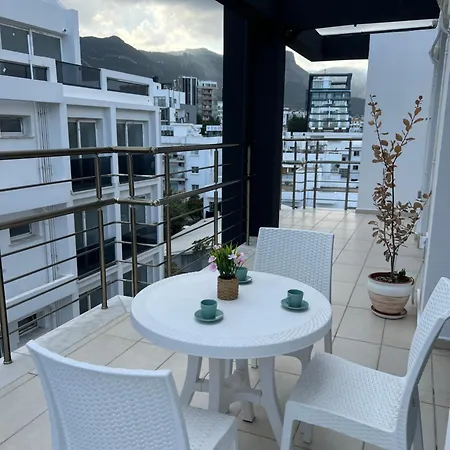 Διαμέρισμα Kyrenia Comfort *