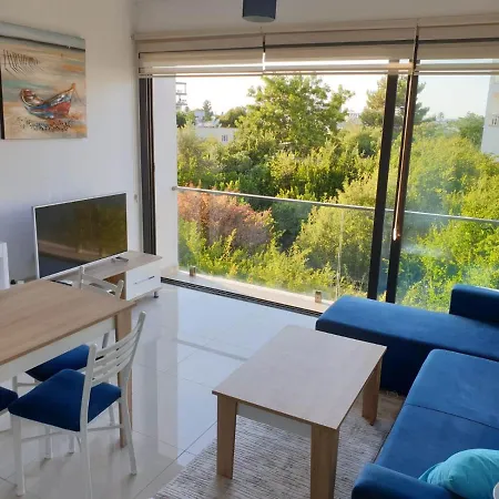 Kyrenia Comfort شقة *