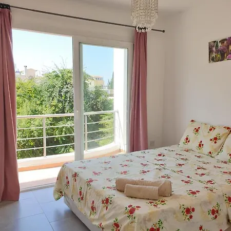 Kyrenia Comfort Lejlighed